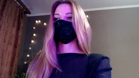 Lily online show from March 2026 03:56:01 PM