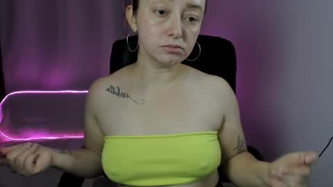 natalia online show from February 2026 12:45:02 PM