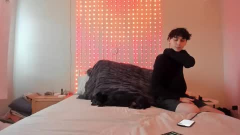 Snapshot of iris_roslin chatting on May 2026 11:17:02 PM Iris 3 online show from May 2026 11:17:02 PM