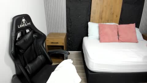 Iris online show from February 2026 12:12:01 PM