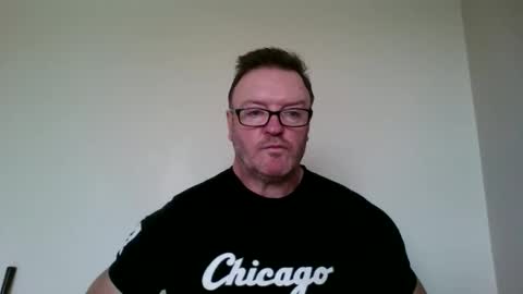 Snapshot of irish_pipe chatting on April 2026 09:32:02 AM irish_pipe online show from April 2026 09:32:02 AM