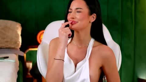 Maria online show from June 2026 06:52:02 AM