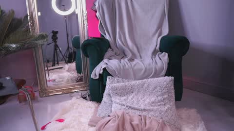 Maria online show from December 2024 03:25:02 AM