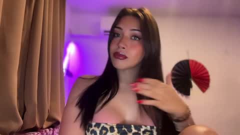 Snapshot of iriss_fox chatting on June 2026 11:14:01 AM iriss_fox online show from June 2026 11:14:01 AM