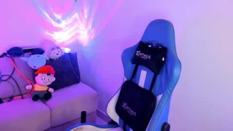 Iron online show from April 2026 09:37:02 PM