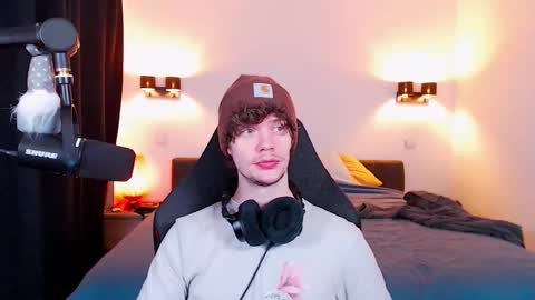 Snapshot of ironthud chatting on February 2026 09:00:02 PM Sam online show from February 2026 09:00:02 PM