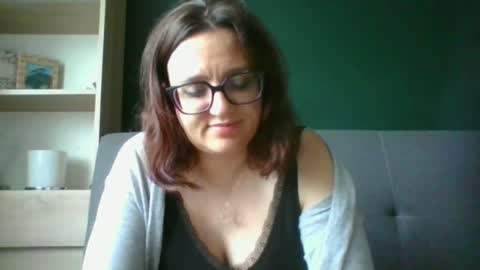 Snapshot of irresistibleparis chatting on June 2026 05:31:01 AM Paris online show from June 2026 05:31:01 AM