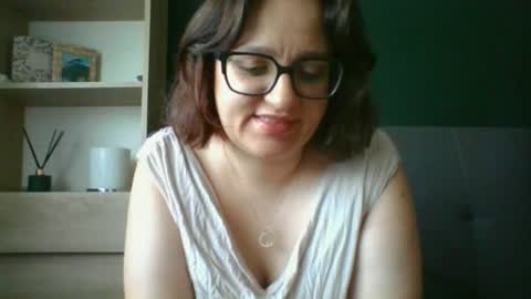 Snapshot of irresistibleparis chatting on July 2026 05:25:02 AM Paris online show from July 2026 05:25:02 AM