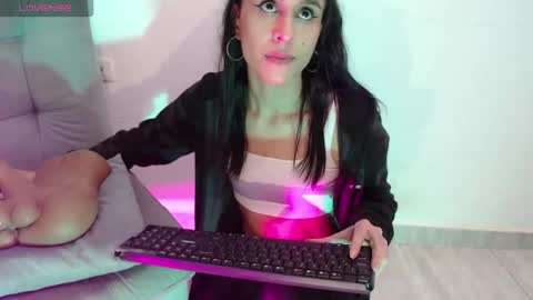 Isabella Hall online show from March 2026 12:47:01 AM