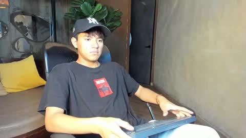 isaac_grimm online show from February 2026 03:07:01 AM