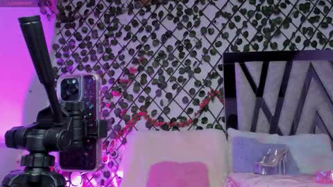 Isa online show from February 2026 11:49:02 PM