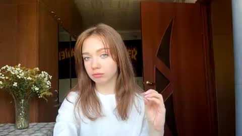 Lusy online show from July 2026 07:26:01 AM