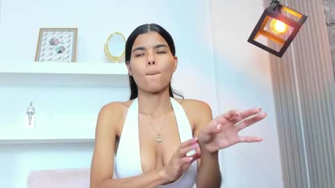 isabellamonet online show from April 2026 07:36:01 PM