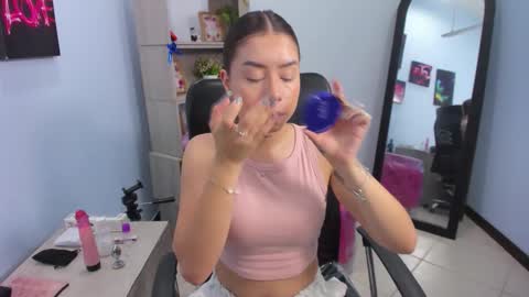 isebella online show from May 2026 01:52:01 PM