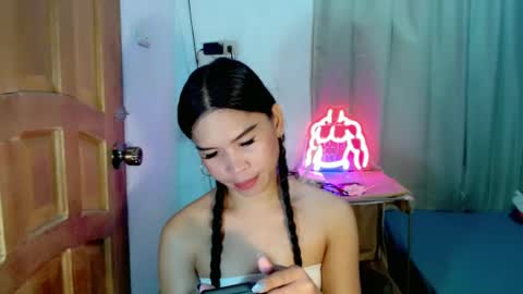 Snapshot of isabelle_amore chatting on June 2026 12:59:01 AM Ysa online show from June 2026 12:59:01 AM