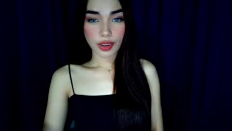 Snapshot of isabelle_willis chatting on July 2026 01:28:01 PM Isabelle online show from July 2026 01:28:01 PM