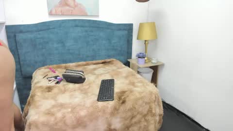 Snapshot of isadoravex chatting on April 2026 12:43:01 PM Isabel online show from April 2026 12:43:01 PM