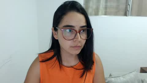Emma online show from June 2026 02:25:01 AM