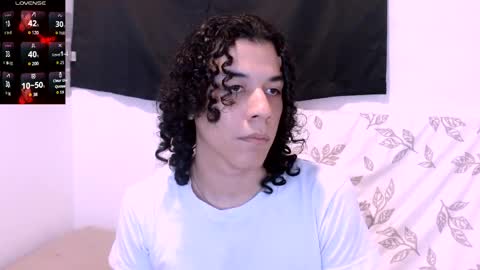 Snapshot of isidroglasc chatting on May 2026 04:21:01 AM Isidro online show from May 2026 04:21:01 AM