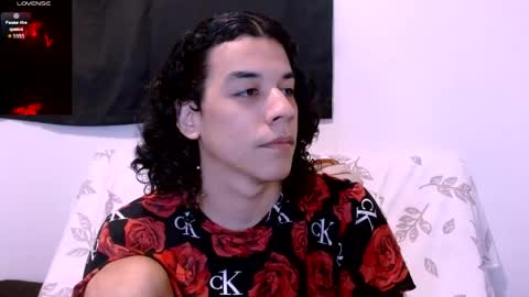 Snapshot of isidroglasc chatting on May 2026 03:02:01 AM Isidro online show from May 2026 03:02:01 AM