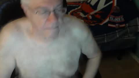 islesman22 online show from April 2026 09:21:01 AM