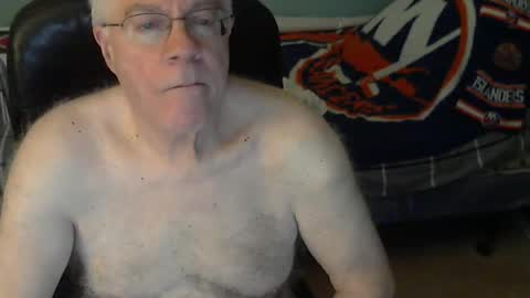 islesman22 online show from April 2026 09:36:01 AM