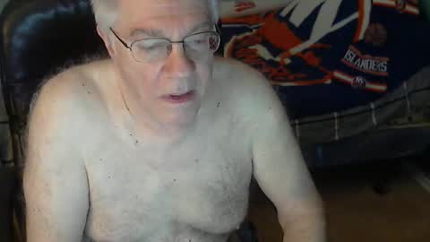 islesman22 online show from April 2026 09:45:01 AM