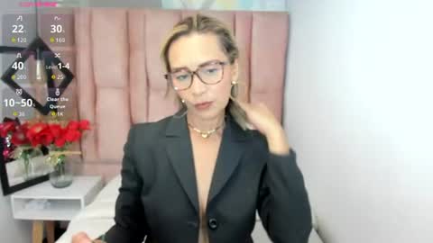 Snapshot of issa_milf__ chatting on June 2026 01:20:02 PM ISSA MILF online show from June 2026 01:20:02 PM