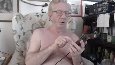 ImYourBitch online show from April 2026 08:15:01 PM