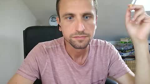 Snapshot of italiano116116 chatting on June 2026 10:27:02 AM italiano116116 online show from June 2026 10:27:02 AM