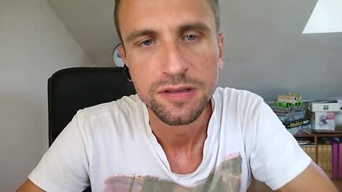 Snapshot of italiano116116 chatting on July 2026 07:48:01 AM italiano116116 online show from July 2026 07:48:01 AM