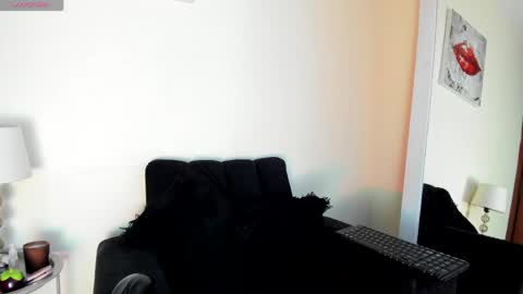 Angelica online show from April 2026 06:47:01 PM