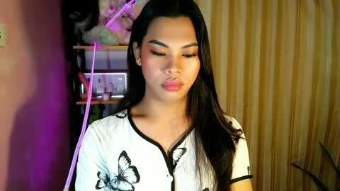 its_chloe20 online show from June 2026 03:14:02 PM