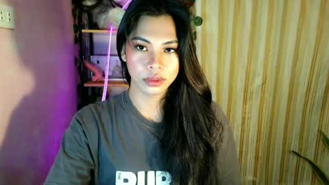 its_chloe20 online show from June 2026 06:39:01 PM