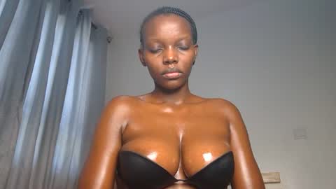 Snapshot of its_metney chatting on June 2026 10:40:01 AM Metney online show from June 2026 10:40:01 AM