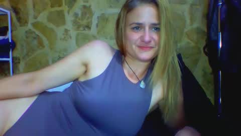 itsmekrissy online show from March 2026 12:37:01 AM