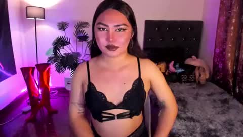 Siana online show from June 2026 03:36:01 PM