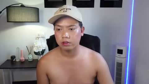 Snapshot of itsurjayxx chatting on April 2026 09:39:01 AM jay jay online show from April 2026 09:39:01 AM