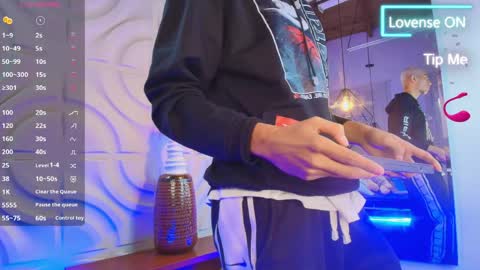 itszairen online show from April 2026 06:49:01 AM