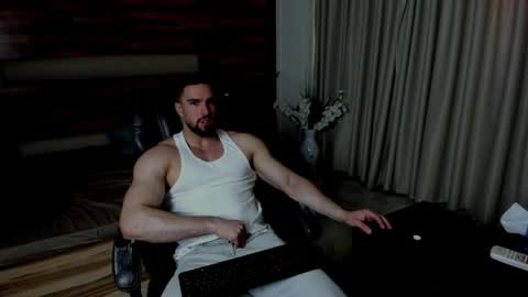 IvanHydee online show from April 2026 04:40:01 AM