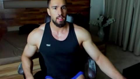 Snapshot of ivanhydee chatting on June 2026 04:43:02 AM IvanHydee online show from June 2026 04:43:02 AM