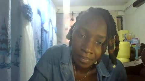 ivyk_ online show from March 2026 02:45:02 PM