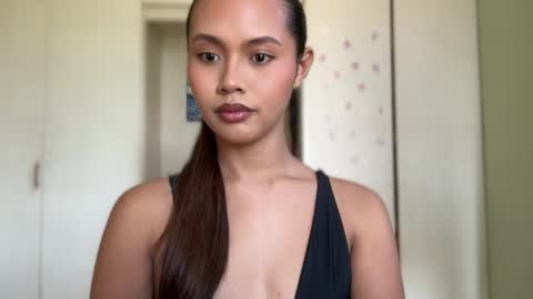 divaonopka online show from April 2026 03:53:01 AM