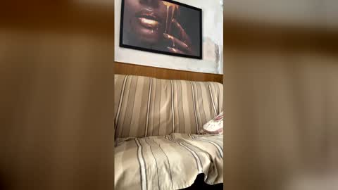 Snapshot of izanfergil chatting on April 2026 12:35:02 PM izanfergil online show from April 2026 12:35:02 PM