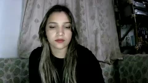 Snapshot of izzy_32 chatting on July 2026 08:12:02 AM izzy_32 online show from July 2026 08:12:02 AM