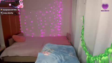  K A T E    I have great pvt hot shows with dildos shows in pantyhose I love to squirt fabulously online show from April 2026 12:29:02 PM