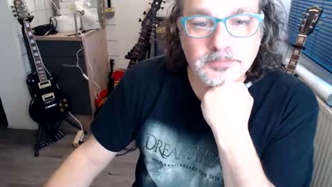 Jack independent model  online show from April 2026 06:16:02 PM