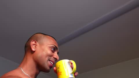 Jacky online show from October 2025 07:14:02 PM