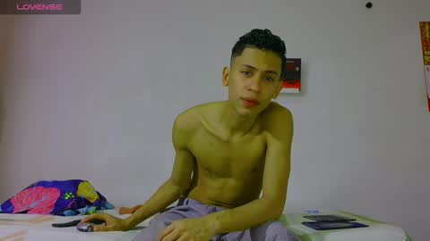 Snapshot of jacob_wolf_xxx chatting on March 2026 05:35:01 AM jacob online show from March 2026 05:35:01 AM