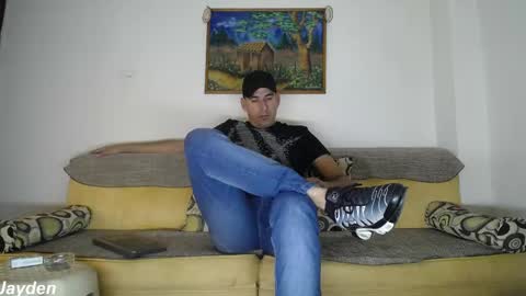 Jacob And Jayden online show from April 2026 07:07:02 PM